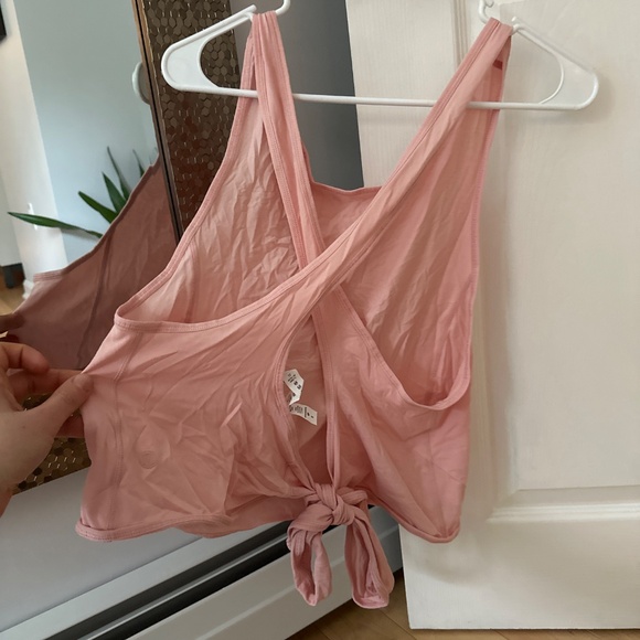 Lululemon Turn to Tie tank Pink size 8 - Picture 5 of 5